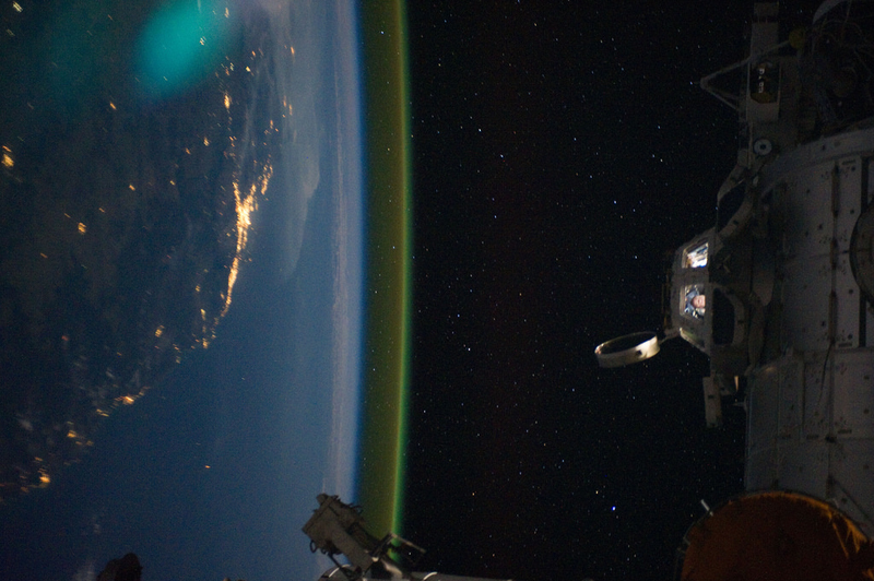Illustration for article titled Fotos reales del espacio que parecen salidas de Gravity